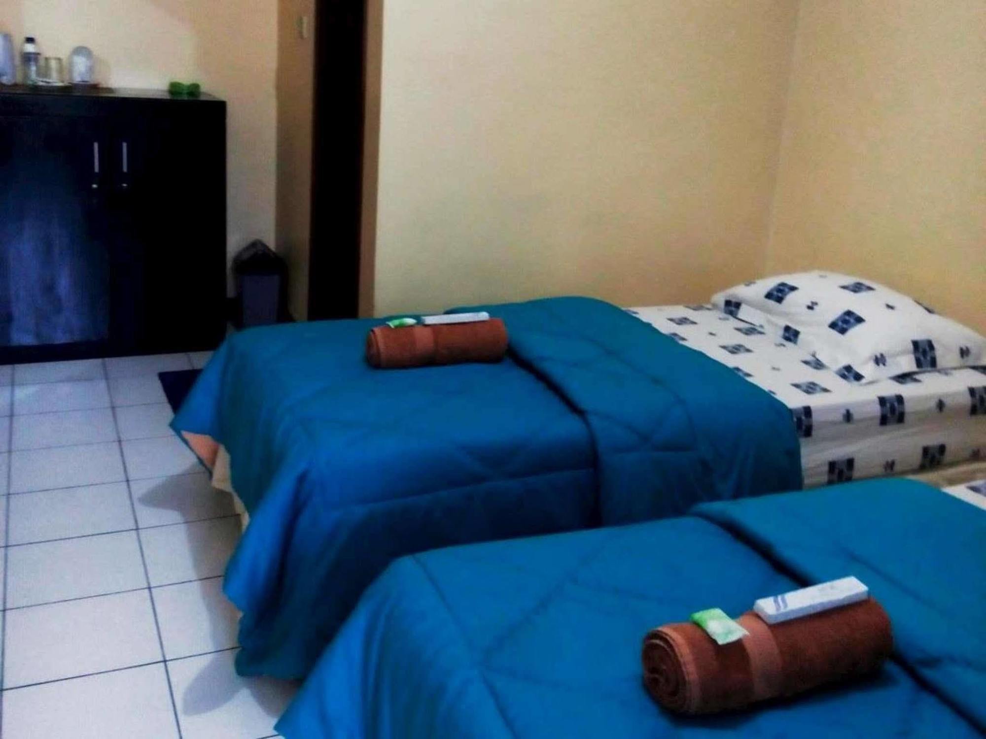 Aries Biru Resort Cisarua Ngoại thất bức ảnh